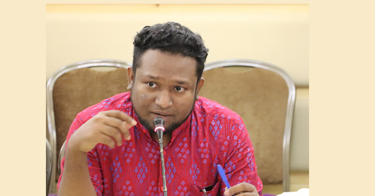 মিডিয়া সংস্কৃতি ও ক্ষমতার উন্মাদনা